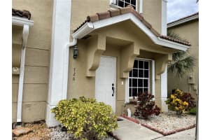726 SW 122nd Ave, Pembroke Pines, FL 33025, Sold 12/16/21