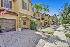 383 NE 37th Terrace, Homestead, FL 33033, Sold 12/01/21