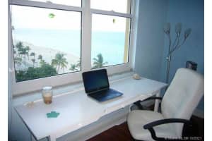 2501 S Ocean Dr, Hollywood, FL 33019, Sold 05/09/22