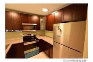 482 NW 165th St, Miami, FL 33169, Sold 04/12/22