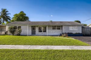360 NW 39th St, Pompano Beach, FL 33064, Sold 11/09/21