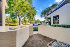 8110 NW 15th Manor, Plantation, FL 33322, Sold 12/20/21