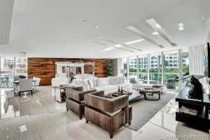 20155 NE 38th Ct, Aventura, FL 33180, Sold 02/04/22