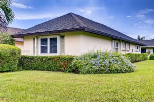 10236 Greentrail Dr N, Boynton Beach, FL 33436, Sold 12/07/21