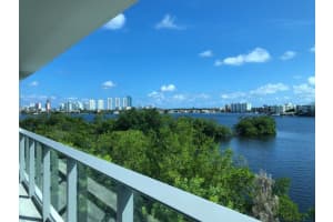 17111 Biscayne Blvd, North Miami Beach, FL 33160, Sold 04/26/22