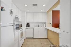 11111 Biscayne Blvd #9e, Miami, FL 33181, Sold 11/29/21