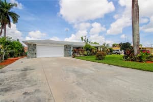 1405 NW 203rd St, Miami, FL 33169, Sold 01/05/22