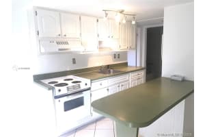 9300 W Flagler St #227a, Miami, FL 33174, Sold 12/01/21