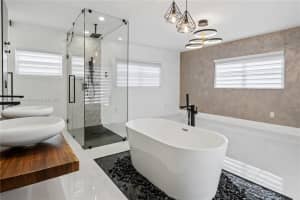 1930 NE 211th St, Miami, FL 33179, Sold 12/22/21