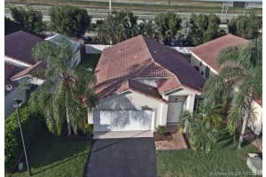 28 Gables Blvd, Weston, FL 33326, Sold 11/05/21