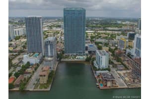 460 NE 28th St, Miami, FL 33137, Sold 01/07/22