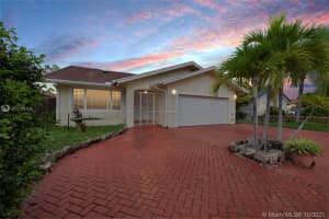 14219 SW 55th St, Miami, FL 33175, Sold 12/01/21