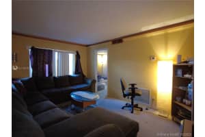 5310 NE 6th Ave C14, Oakland Park, FL 33334, Sold 12/17/21