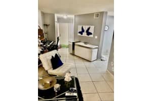 9404 SW 140th Ct, Miami, FL 33186, Sold 11/19/21