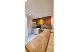 220 SW 9th Ave, Hallandale Beach, FL 33009, Sold 11/15/21