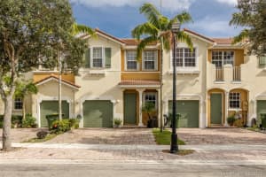 2104 NE 3rd Ct, Homestead, FL 33033, Sold 12/14/21