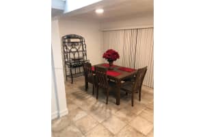 15903 Kingsmoor Way, Miami Lakes, FL 33014, Sold 11/17/21