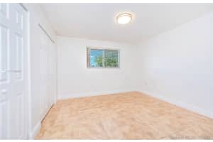7785 W 30th Ct, Hialeah, FL 33018, Sold 12/06/21
