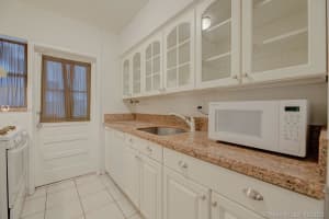 800 W 42nd St #3a, Miami Beach, FL 33140, Sold 11/05/21