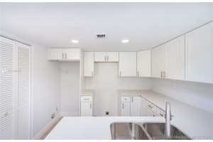 4580 SW 68th Ct Cir, Miami, FL 33155, Sold 03/02/22