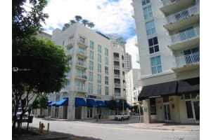 7280 SW 90th St, Miami, FL 33156, Sold 12/08/21