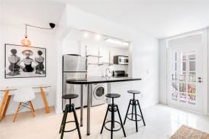 335 Collins Ave, Miami Beach, FL 33139, Sold 01/19/22
