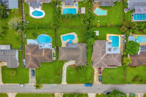 245 Sandpiper Ave, Royal Palm Beach, FL 33411, Sold 12/02/21