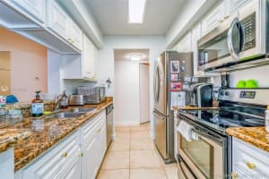 5720 Rock Island Rd, Tamarac, FL 33319, Sold 12/20/21