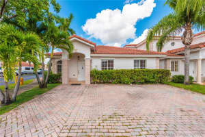 7313 NW 173rd Dr, Hialeah, FL 33015, Sold 11/18/21