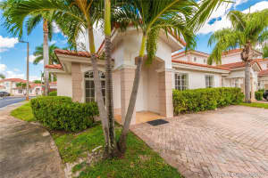 7313 NW 173rd Dr, Hialeah, FL 33015, Sold 11/18/21