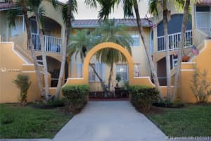 15605 SW 74th Cir Dr, Miami, FL 33193, Sold 11/15/21