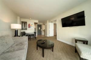 2670 E Sunrise Blvd, Fort Lauderdale, FL 33304, Sold 03/25/22