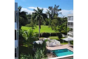 3000 Sunrise Lakes Dr E, Sunrise, FL 33322, Sold 11/03/21
