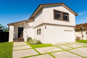 970 NW 106th Ave Cir, Miami, FL 33172, Sold 12/06/21