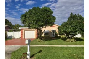 5818 Bermuda Cir W, West Palm Beach, FL 33407, Sold 02/17/22