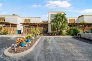 13187 SW 9th Ln, Miami, FL 33184, Sold 12/29/21