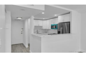 1901 Brickell Ave APT B1204, Miami, FL 33129, Sold 11/23/21