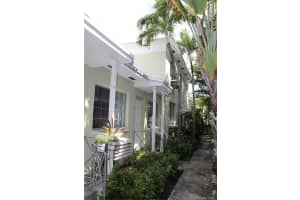 1561 Lenox Ave, Miami Beach, FL 33139, Sold 01/18/22