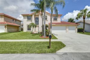 6437 NW 54th St, Lauderhill, FL 33319, Sold 02/03/22