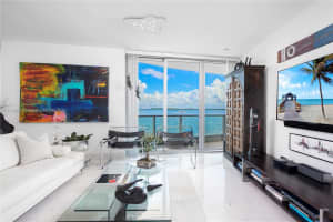 Jade at Brickell Bay, 1331 Brickell Bay Dr, Miami, FL 33131, Sold 11/30/21