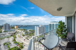 7601 E Treasure Dr, North Bay Village, FL 33141, Sold 01/14/22