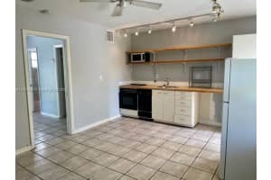 345 Michigan Ave, Miami Beach, FL 33139, Sold 12/14/21
