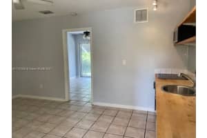 345 Michigan Ave, Miami Beach, FL 33139, Sold 12/14/21