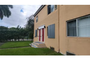 483 NW 84th Ln, Miami, FL 33150, Sold 01/21/22