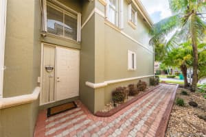 15541 SW 112th Dr, Miami, FL 33196, Sold 01/03/22