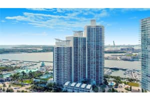400 Alton Rd, Miami Beach, FL 33139, Sold 12/10/21