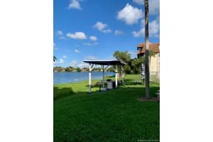 671 NE 195th St #112e, Miami, FL 33179, Sold 02/03/22