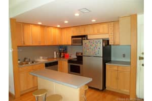 3505 S Ocean Dr, Hollywood, FL 33019, Sold 02/14/22