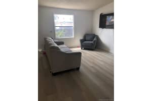 21820 NW 7th Ct, Pembroke Pines, FL 33029, Sold 02/04/22