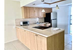 20500 W Country Club Dr, Aventura, FL 33180, Sold 04/08/22